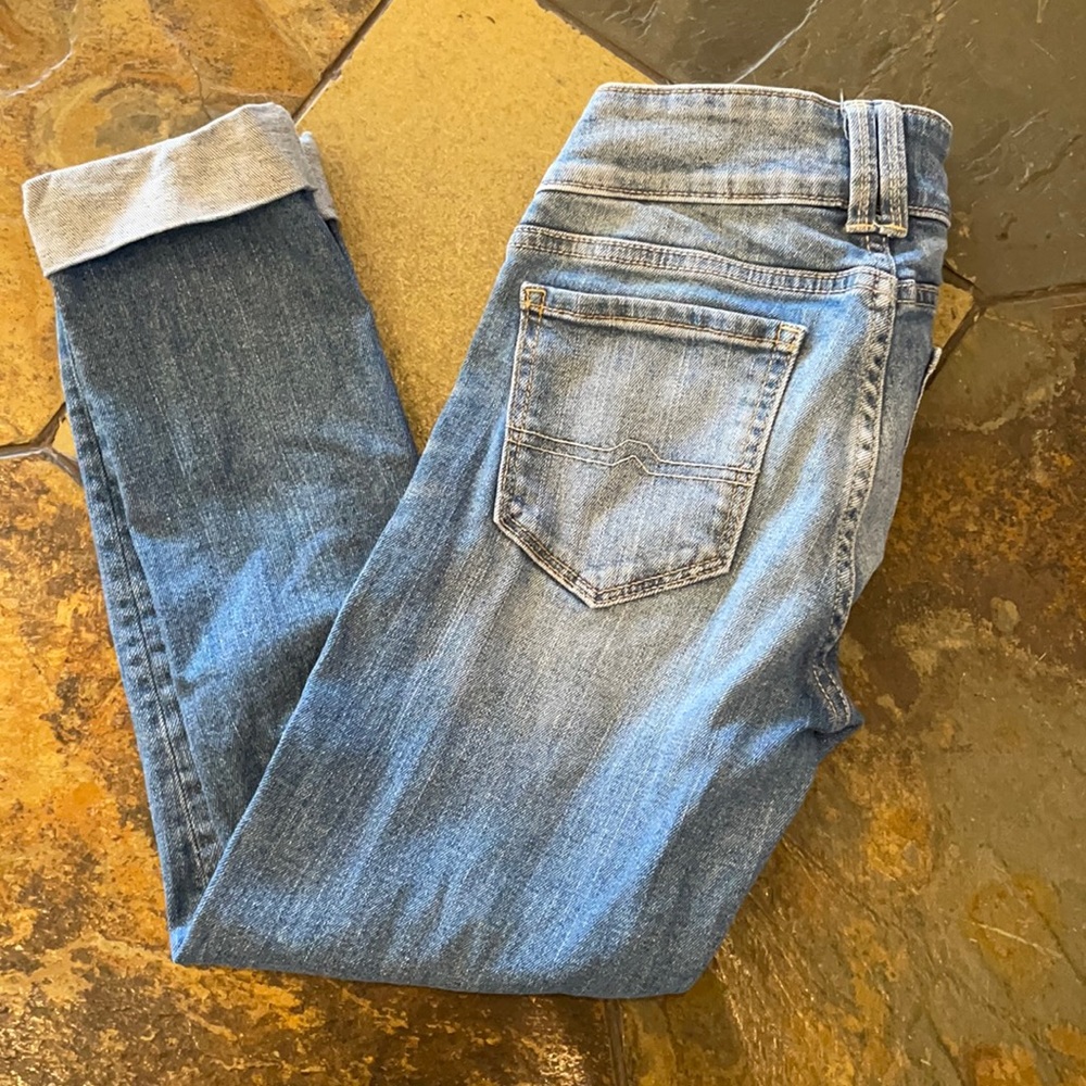 Arizona Jean Capris